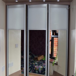 Bi-fold and hinged door wardrobe